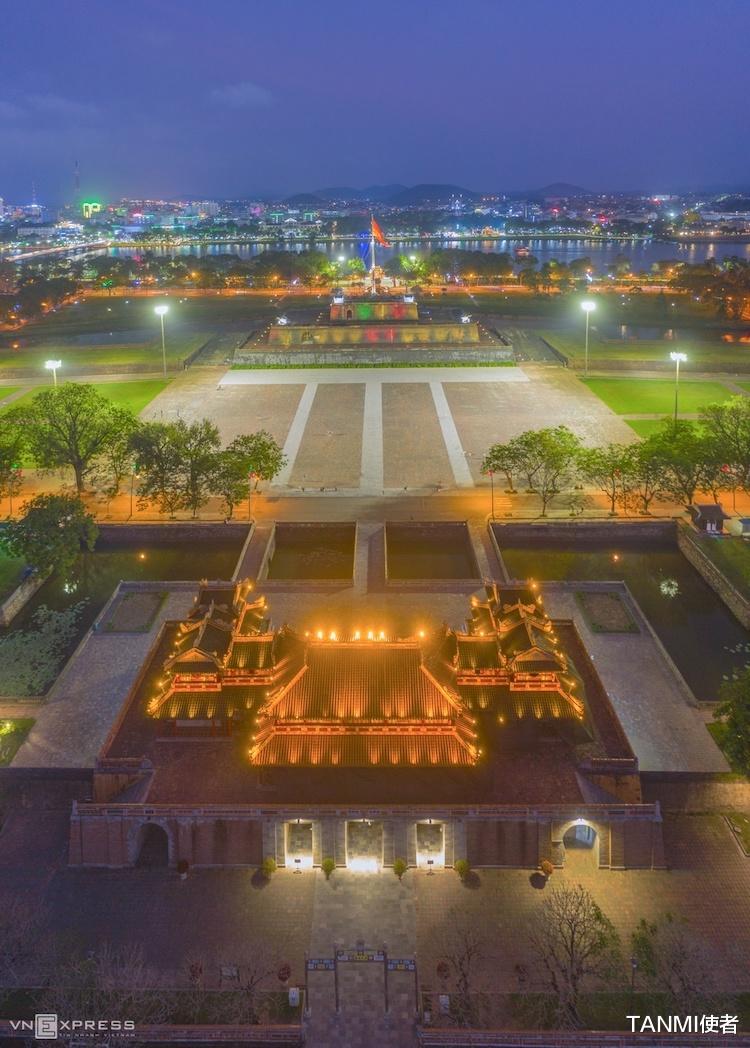 |越南经济发展如何？看一下越南城市的夜景，是不是很震撼？