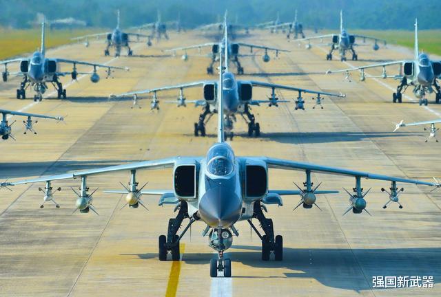 巴基斯坦■“飞豹”有望出口巴铁？巴专家：需要大批采购，将成印度航母噩梦