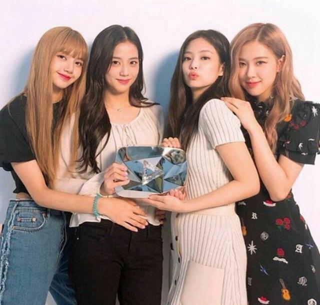 『blackpink』BLACKPINK成员Solo计划公开,ROSé预计9月发表新曲