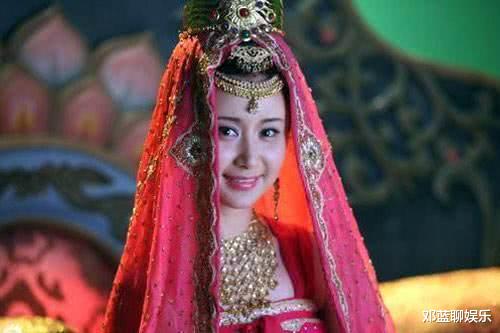 [女儿国]5个版本的女儿国国王，前四个都只是在模仿，只有她才是真正的经典！