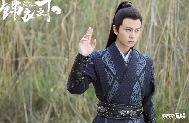 聂欢|原先不懂任嘉伦为何非聂欢不娶，看到她学生照后，瞬间明白了