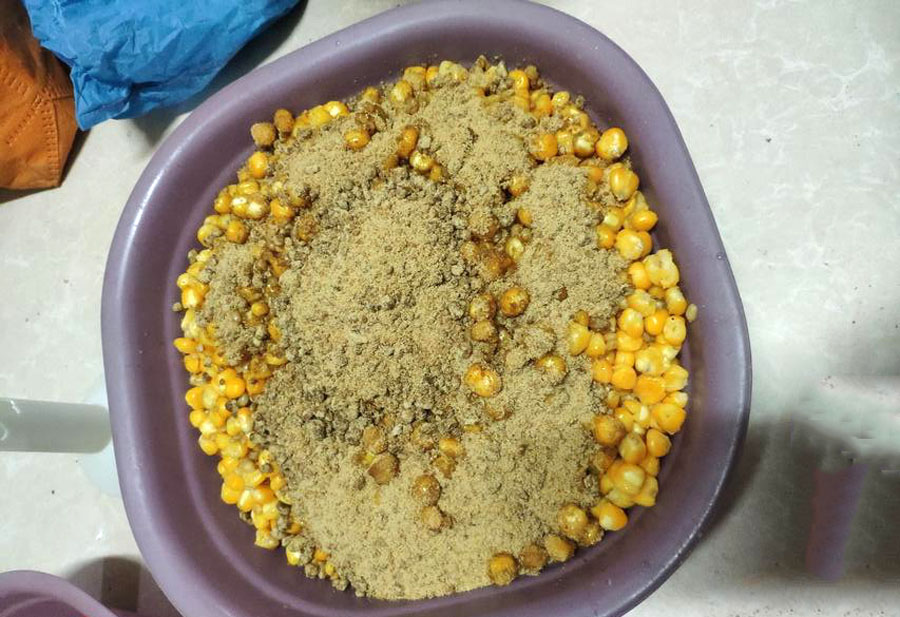 [鲫鱼]钓鱼饵料千千万，如何使用？关系到你的“钱袋子”