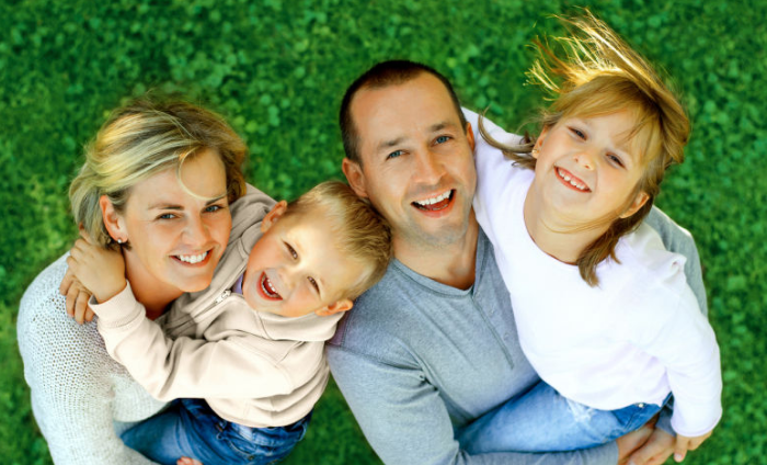 |为何说手机正在“毁掉”孩子？面对手机成瘾，父母该怎么办？