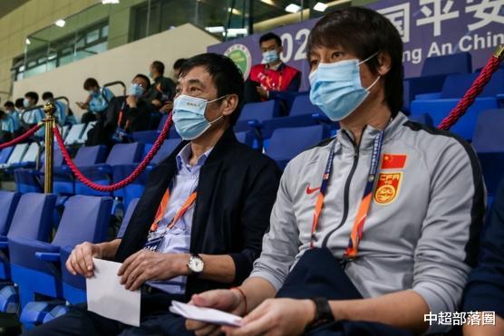 国足|倒计时！曝李铁确定国足初步名单！5大归化有望入选，8人或被放弃