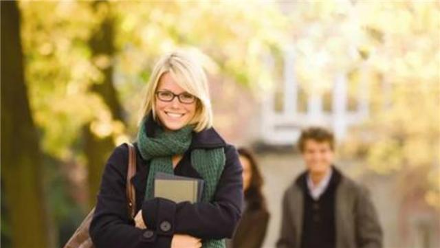 国籍▲这3人均是公费留学，学成后改国籍一去不返，如今都当上美国院士