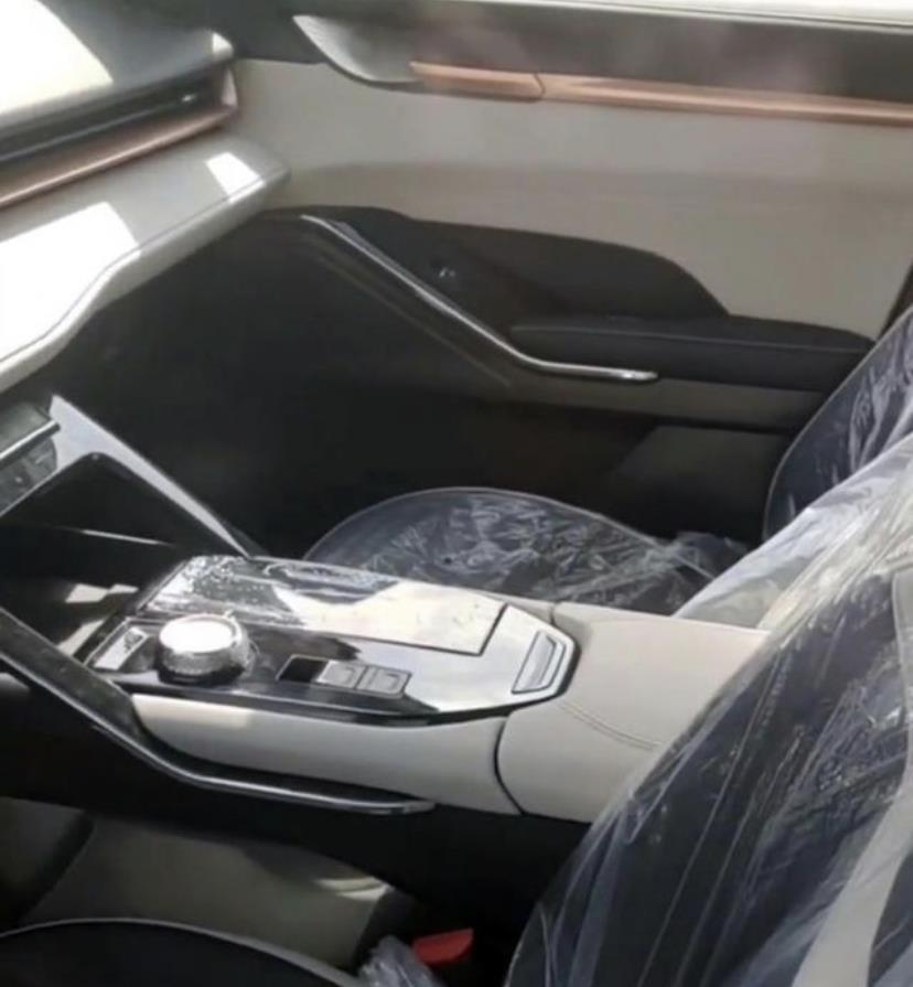 [哈弗H6]第三代哈弗H6惊艳亮相，涅磐重生，以全新姿态巩固自己的王者地位