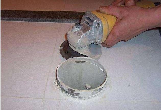 ▲装修过3次才知道,这样装马桶完全不返臭!看了后真后悔