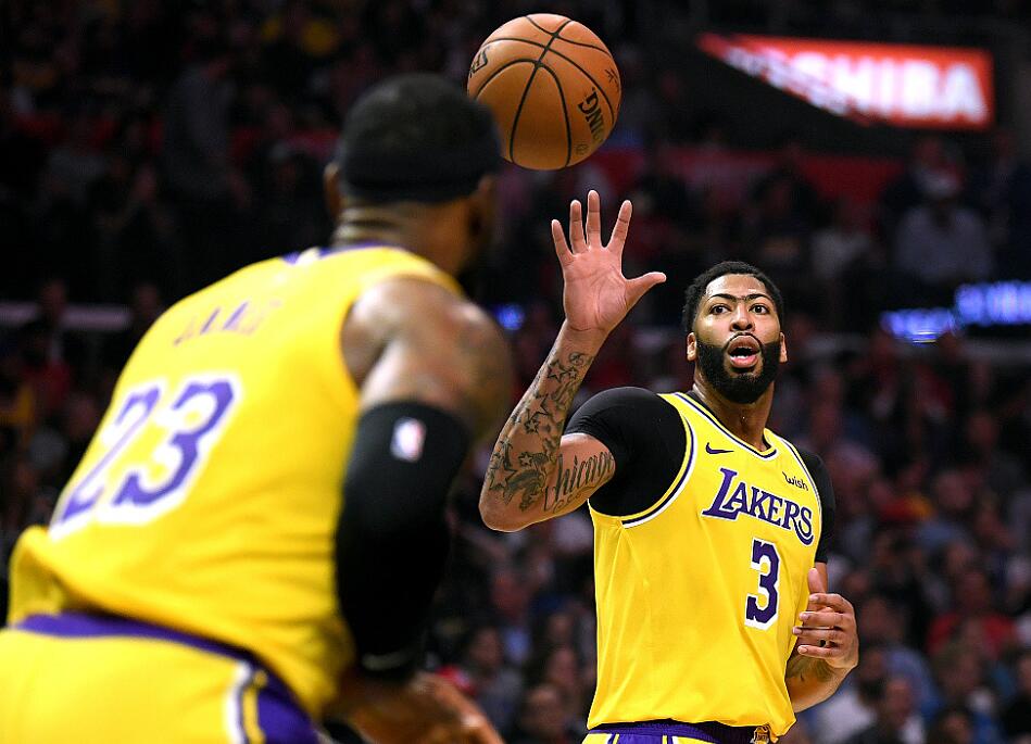 湖人队|2: 1，湖人四项数据联盟第1，沃帅提出新要求，詹姆斯一项数据太牛