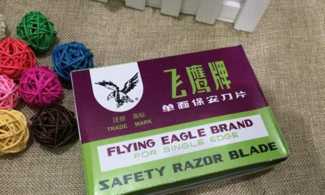 『盗版』神吐槽：正版质量太差，于是盗版把正版公司给收购了