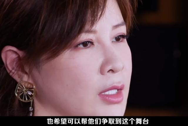 「杜华」《快本》开选新主持，八大经纪公司高层喊话，杜华发言太微妙