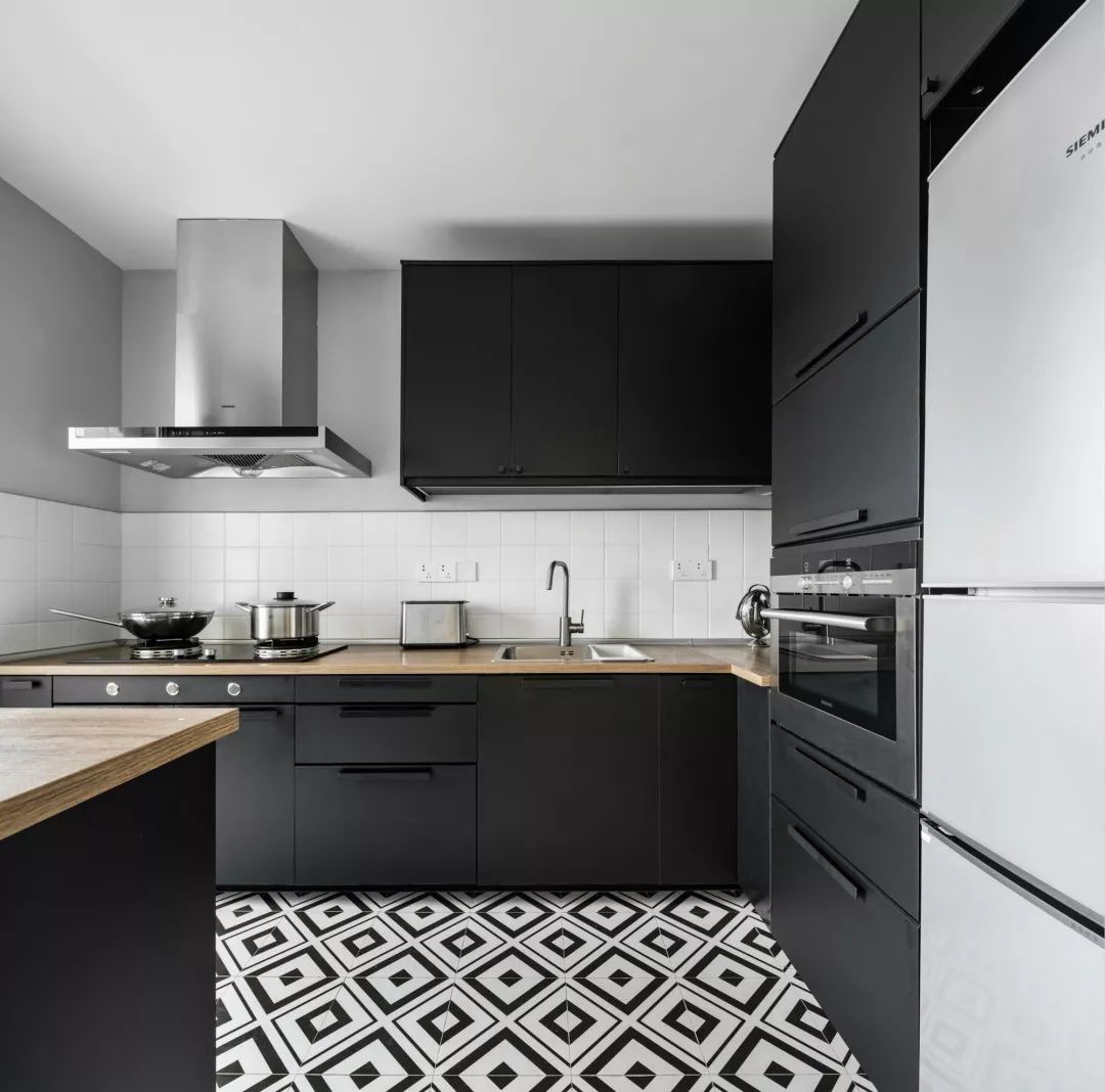 衣帽间：学会给生活做减法，150㎡大三居改造，拥有简单、慢节奏的生活！