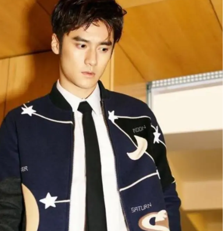 肖战|一手好牌被亲手打烂的四位男星，肖战蒋劲夫太可惜，他彻底在娱乐圈消失！