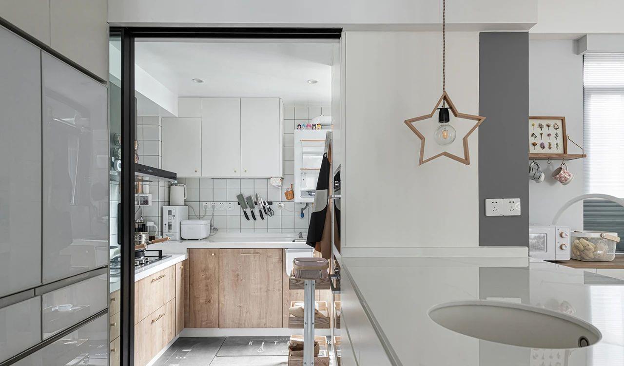 |参观后她的135㎡新家，才懂什么叫原木风，都市里的慢生活