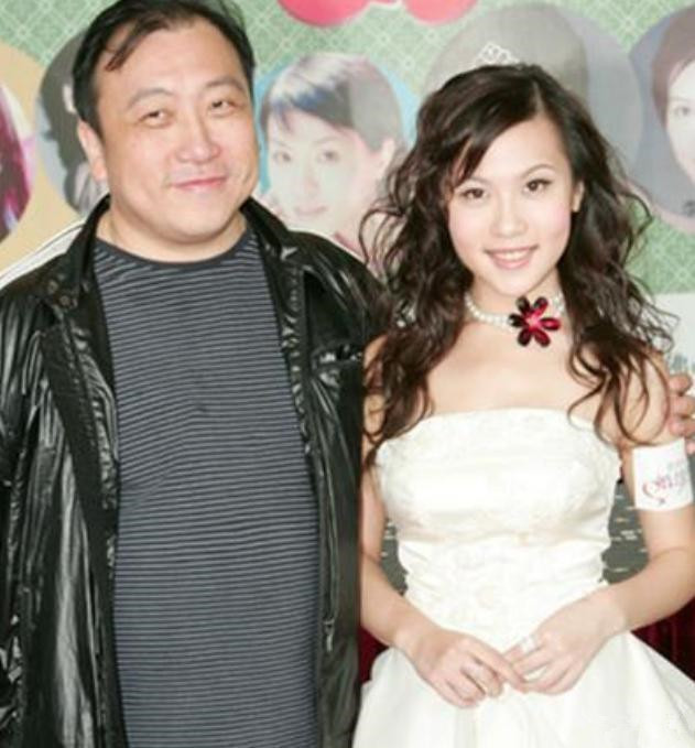 王晶|父亲是风月片导演,女儿出演风月片,王晶的债终究成女儿偿还?