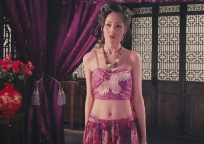 ：她被称为“东方第一美人”，仅因一部剧红了8年，现在30岁像20岁