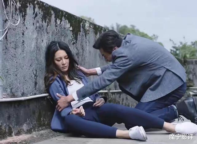 #法证先锋4#法证先锋4:小丑招谁惹谁了?大妹童年阴影恐已将她变成终极boss