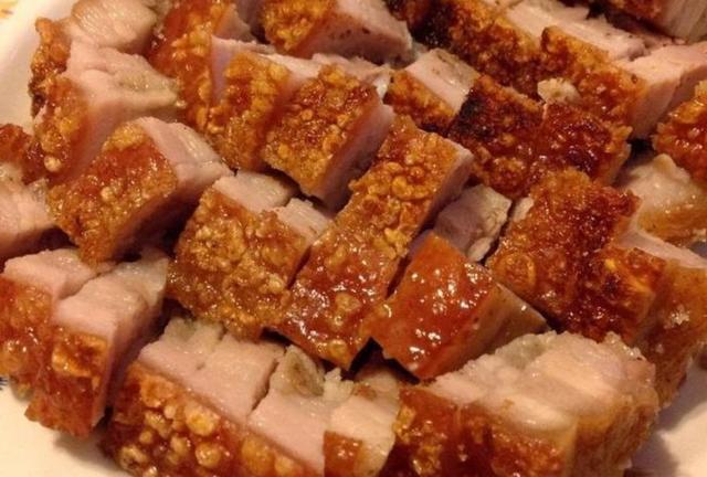 @在家就能做脆皮五花肉，简单零失误，又香又脆，一点不油腻