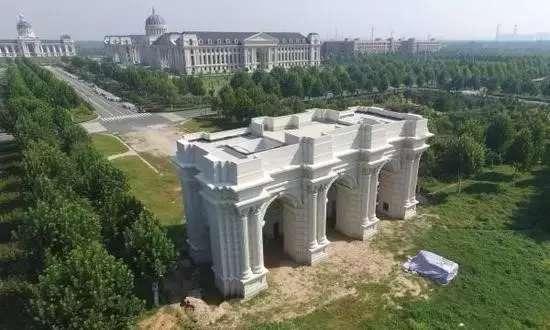 高校：中国大学的门面，越来越不能看了丨原创