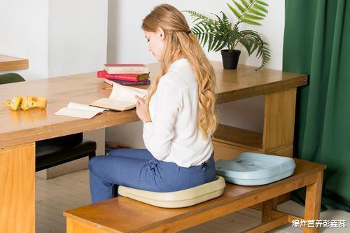 心脏|后背疼痛，到底是肾脏还是心脏有问题？医生：请不要忽视几种病