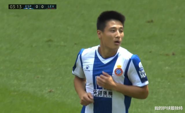 「武磊」武磊第一个被换下!68分钟低迷0次射正 拼尽全力只获6.5分
