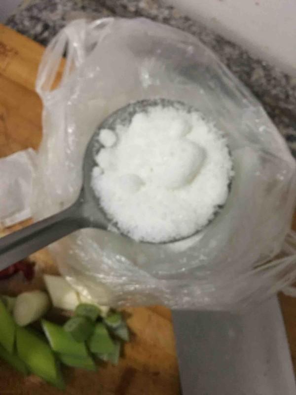 「不粘锅」大厨不小心说漏了嘴：不管做什么肉，只要放勺它，鲜嫩美味不粘锅