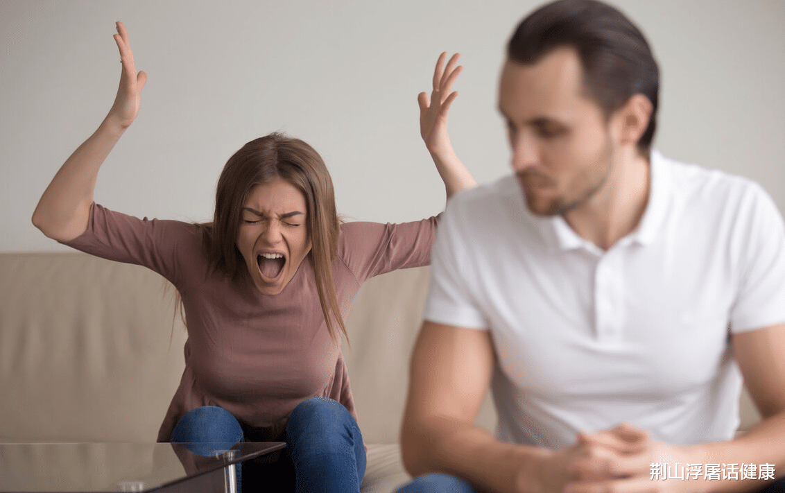 肝脏|若手上有这5种表现，或是肝脏已“病变”，占一个，也要早查肝CT