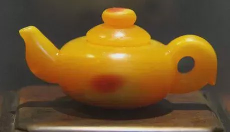 文玩▲文玩界“一红二黑三白”， 这是禁忌更是底线！