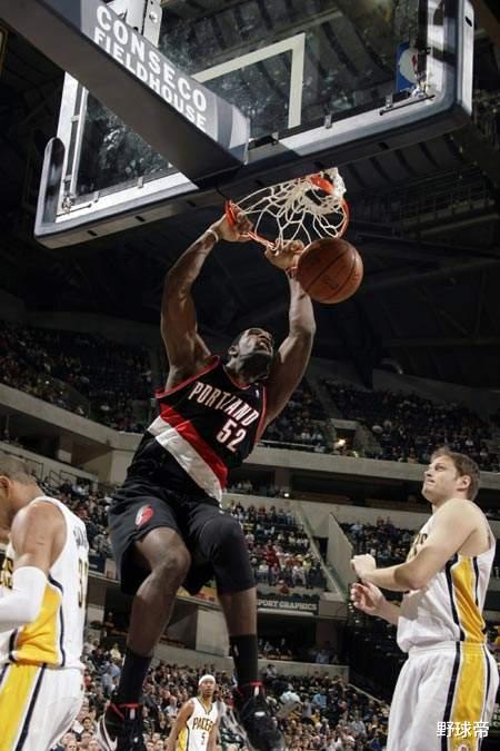 「本内特」本内特生涯总得分658分，奥登840分，那夸梅布朗呢？球迷：对不起