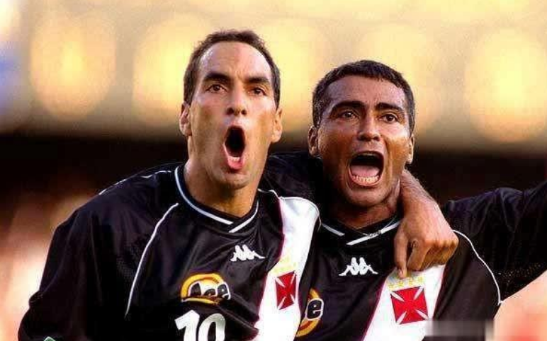 「贝利」世界足坛五大死敌球星，堪称不共戴天，贝利和马拉多纳上榜