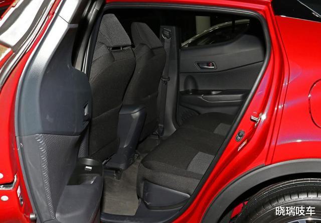 马自达CX4|拥有一万多优惠的马自达CX-4香呢，还是丰田C-HR给力呢？