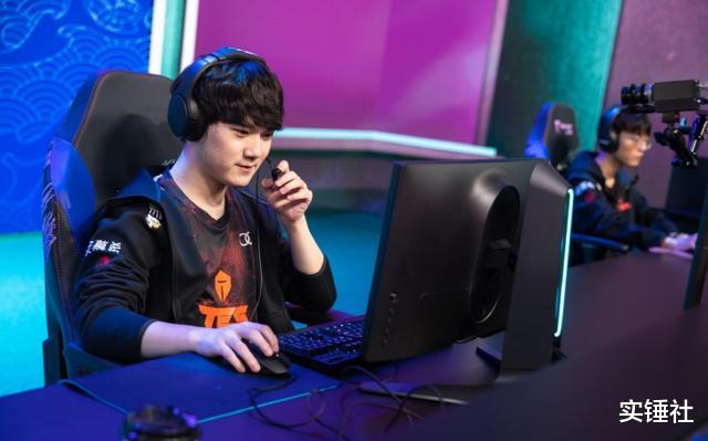 编发|TES两名老将离队后阿水首播！减肥成功帅出新高度，礼物太多谢懵了