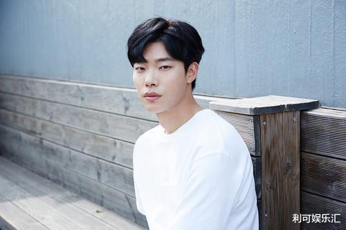 柳俊烈|挤走李帝勋?柳俊烈与影后全度妍合作,“丑帅界扛把子”要飞升了