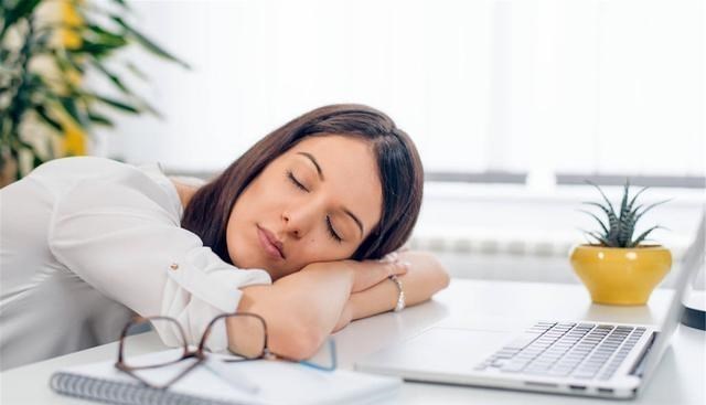 宫颈癌|强调：5件“吸阳事”，劝女性趁早戒掉，为了健康，别放任不管