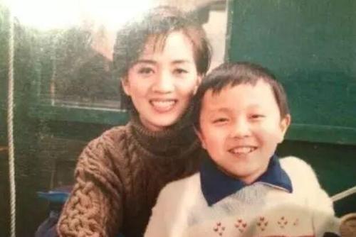 谢苗|梅艳芳对他爱不释手,李连杰把他当亲儿子,却因周润发一句话从此无人问津