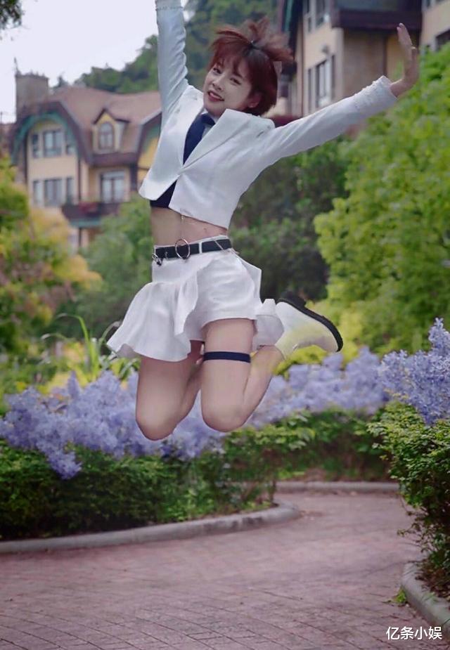 「赵粤」创3主题曲直拍,赵粤展发挥出了水平,丝芭学员之间差距较大