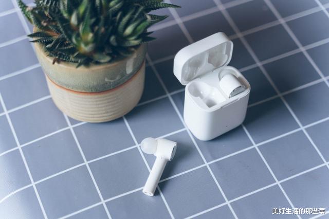 蓝牙耳机▲蓝牙耳机国产什么牌子好，口碑最好的国产蓝牙耳机