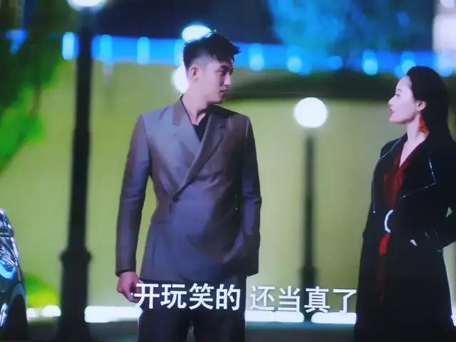 「迪丽热巴」迪丽热巴太倒霉!新剧开播滤镜刺眼剧情狗血,还被黄景瑜压番