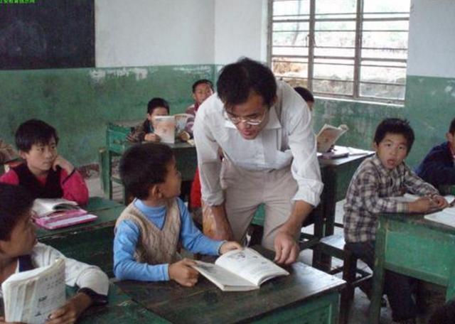 ##中国教师工资世界排名堪忧,要达到印度水平,需增近7万亿