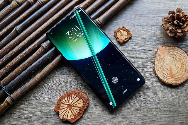 小米科技|小米10至尊版跌至新低价：12G+256G+三个120亮点，感觉买早了