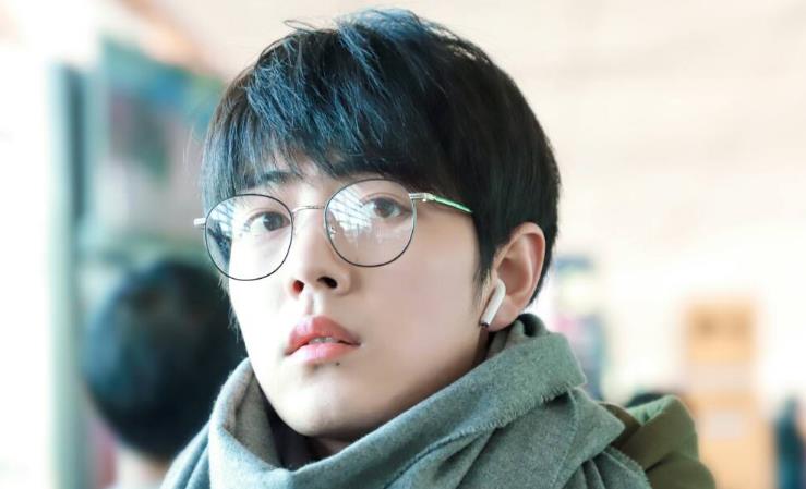 肖战|她拍“喂奶戏”亲自上阵，遭网友指责退出娱乐圈，现却成肖战伯乐