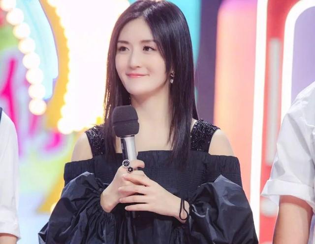 李晟|网传谢娜退出《快本》？官方在线辟谣，本尊也发问号脸高情商回应
