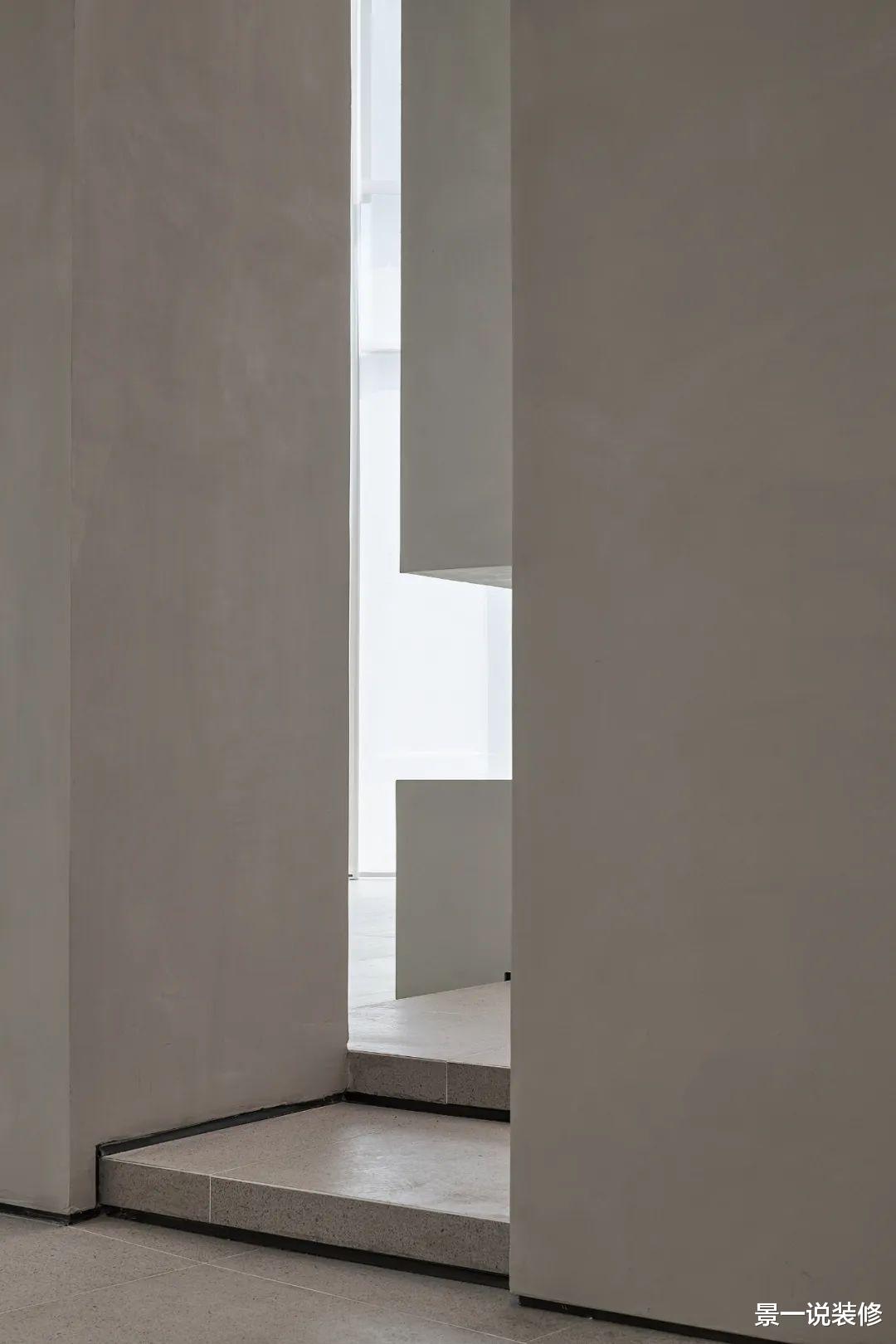 【】600㎡极简空间，没有任何装饰，只有光，却是极致震撼高级的美！