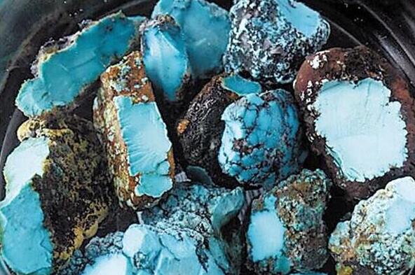 文玩@怕水怕热的五种文玩，稍微不注意，花费的钱就打水漂了