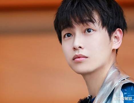 Angelababy@宣布恋情后首度同框!彭昱畅女友TuTu露真容