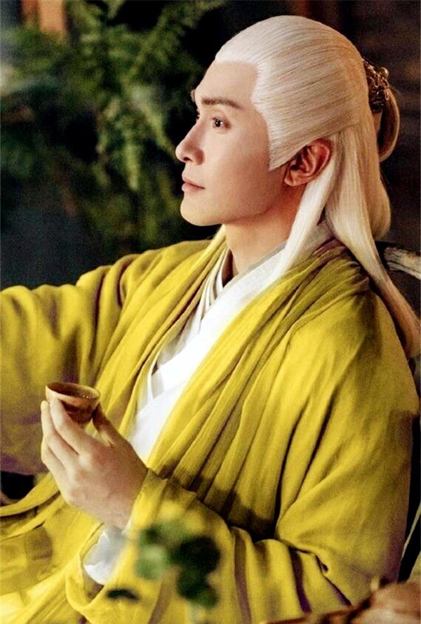 「东华」东华帝君一人就可以演“七仙女”，紫儿经典，绿儿清新，红儿霸气
