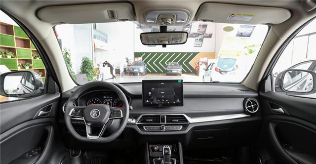 [SUV]很接地气的家用SUV，颜值高、大空间，仅6.99万元起搭载1.5T