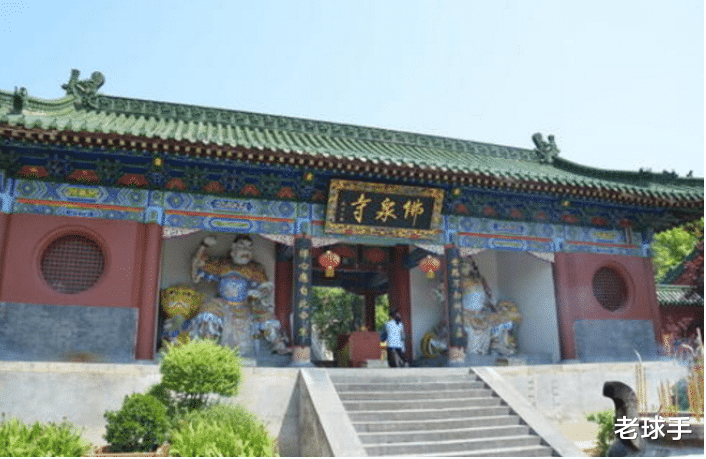 中原大佛：我国混的最惨的大佛，当年花12亿如今却冷冷清清，游客：拜不起您