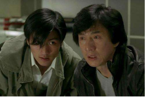 刘德华|天王刘德华怎么也没想到，年少亲的那个孩子，长大后把他踢下神坛