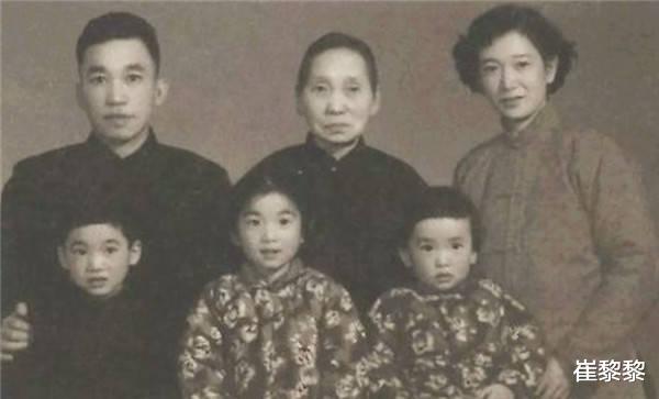 『梁启超』梁启超的妾，一生无名分，为梁家养出了九子才俊，82岁却曝尸牛棚