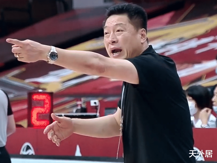 广厦|CBA大冷！广厦爆冷不敌第13，已被踢出前四，季后赛席位悬念仍在